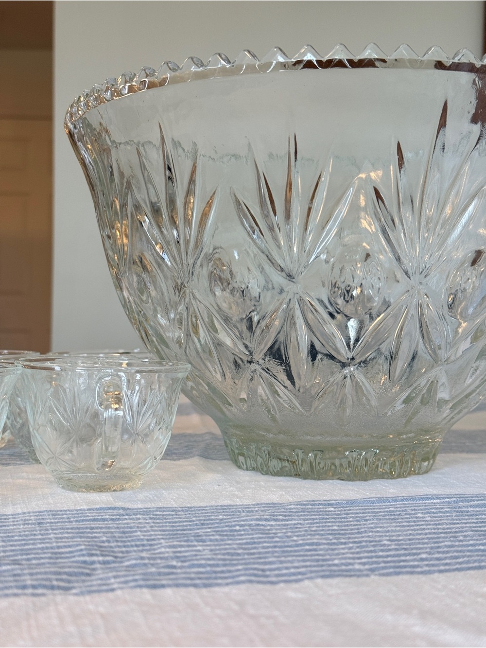 Clear Pressed Glass Punch Bowl Set - Elegant Starburst Pattern